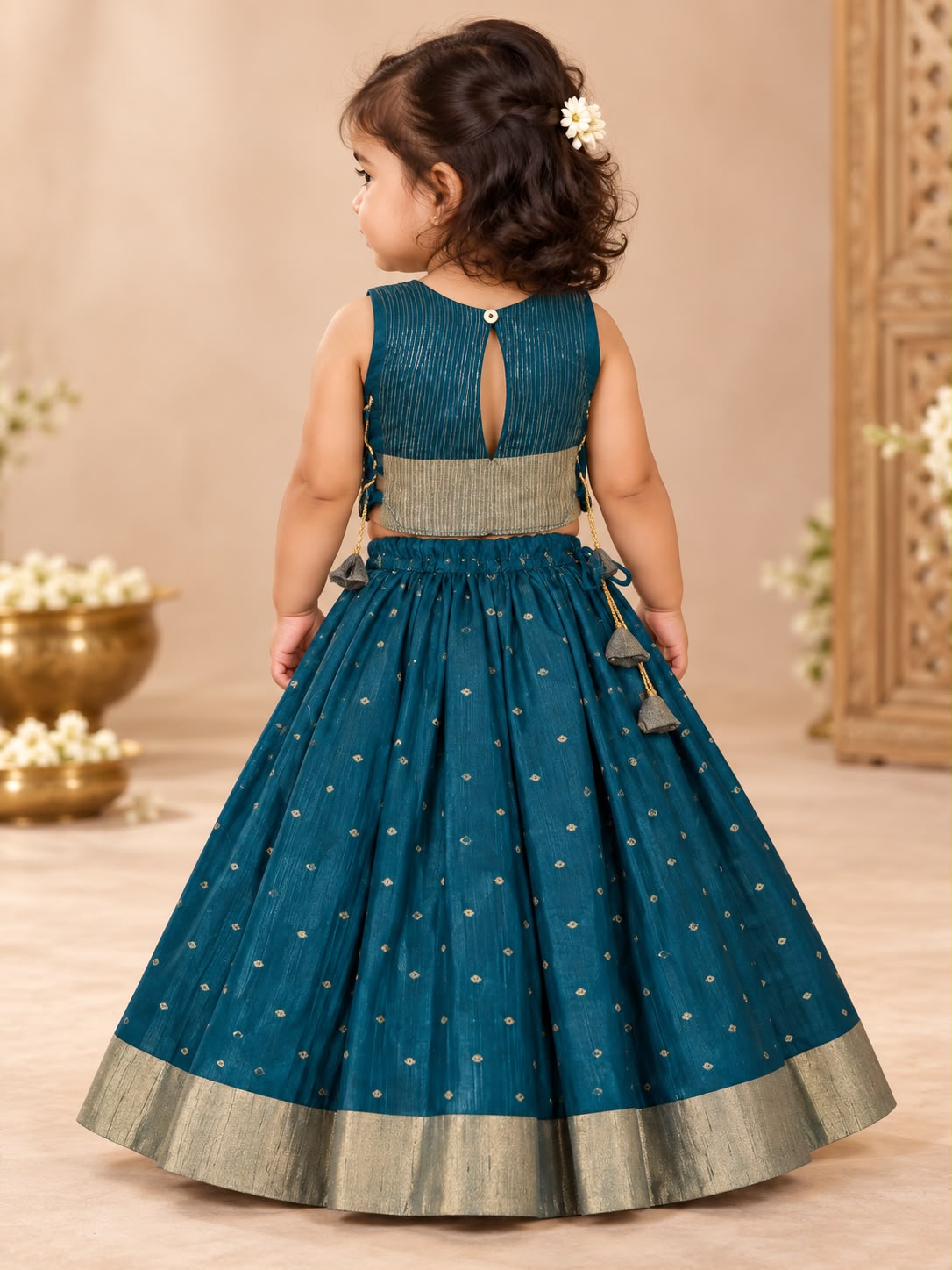 Peacock Teal Gold Butti Lehanga photo 5