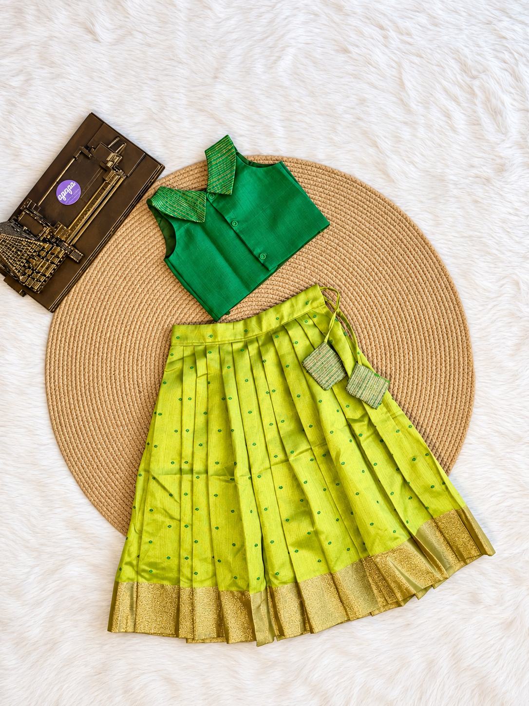 Emerald Green & Lime Green Golden Zari Silk Lehenga photo 4