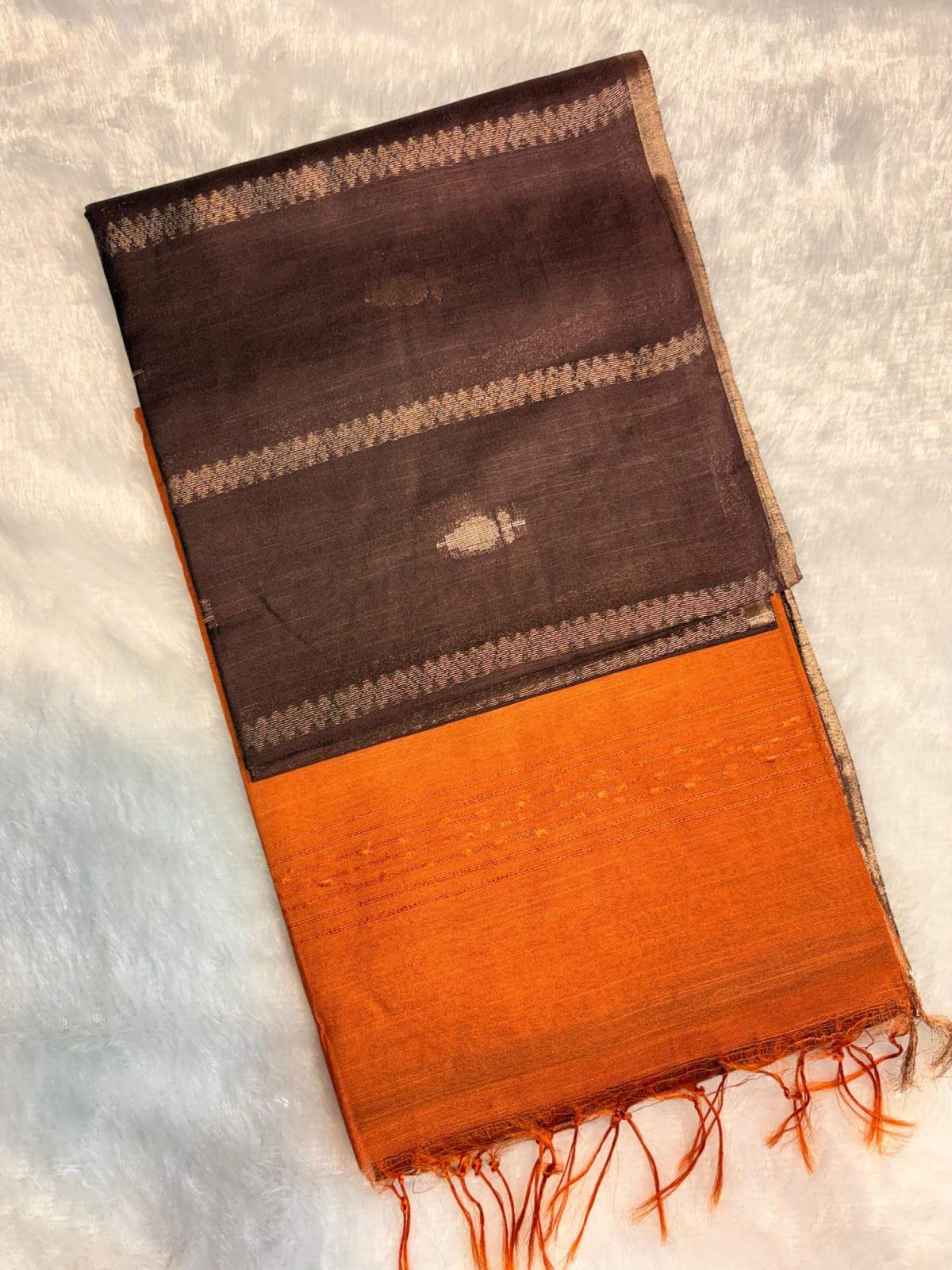 Checkered Grid Floral Bird Pallu Cotton Saree