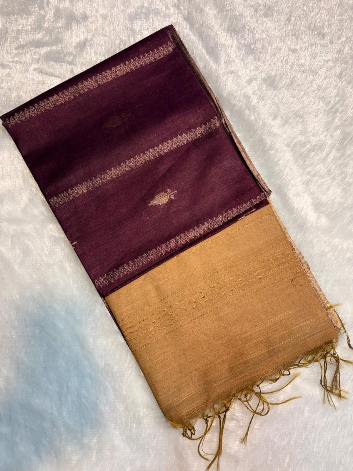 Checkered Grid Floral Bird Pallu Cotton Saree