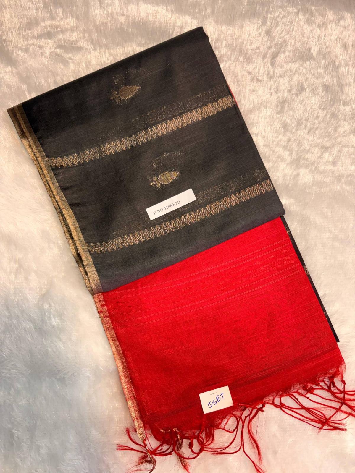 Checkered Grid Floral Bird Pallu Cotton Saree