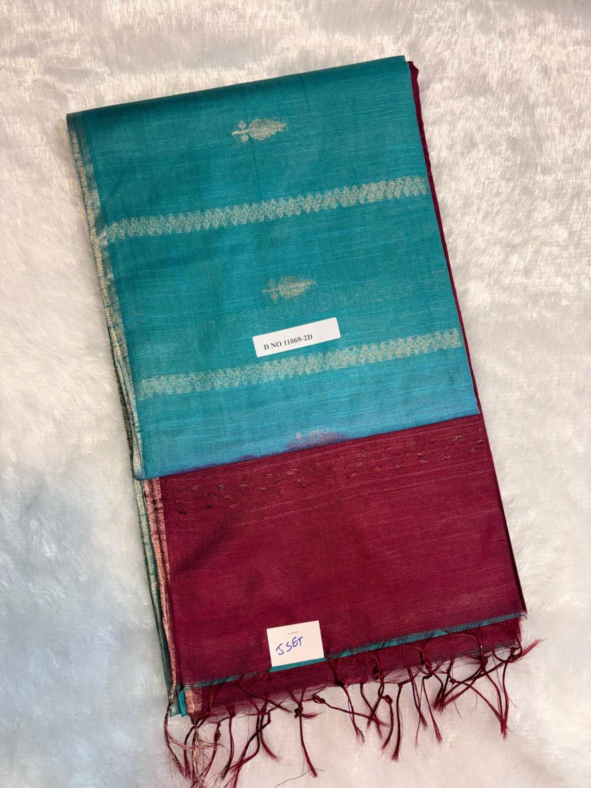 Checkered Grid Floral Bird Pallu Cotton Saree