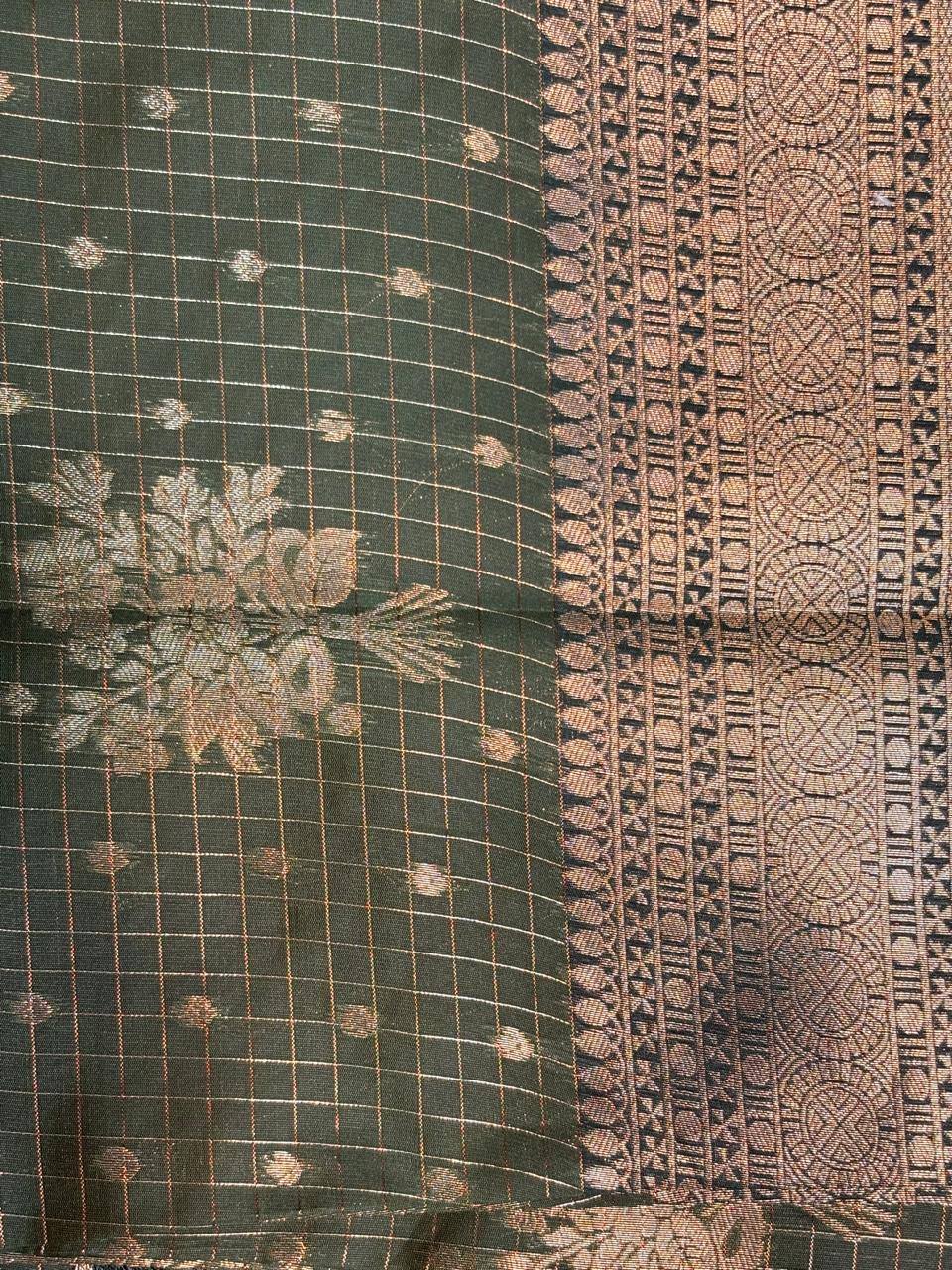 Checked Zari Butta Organza Saree photo 3