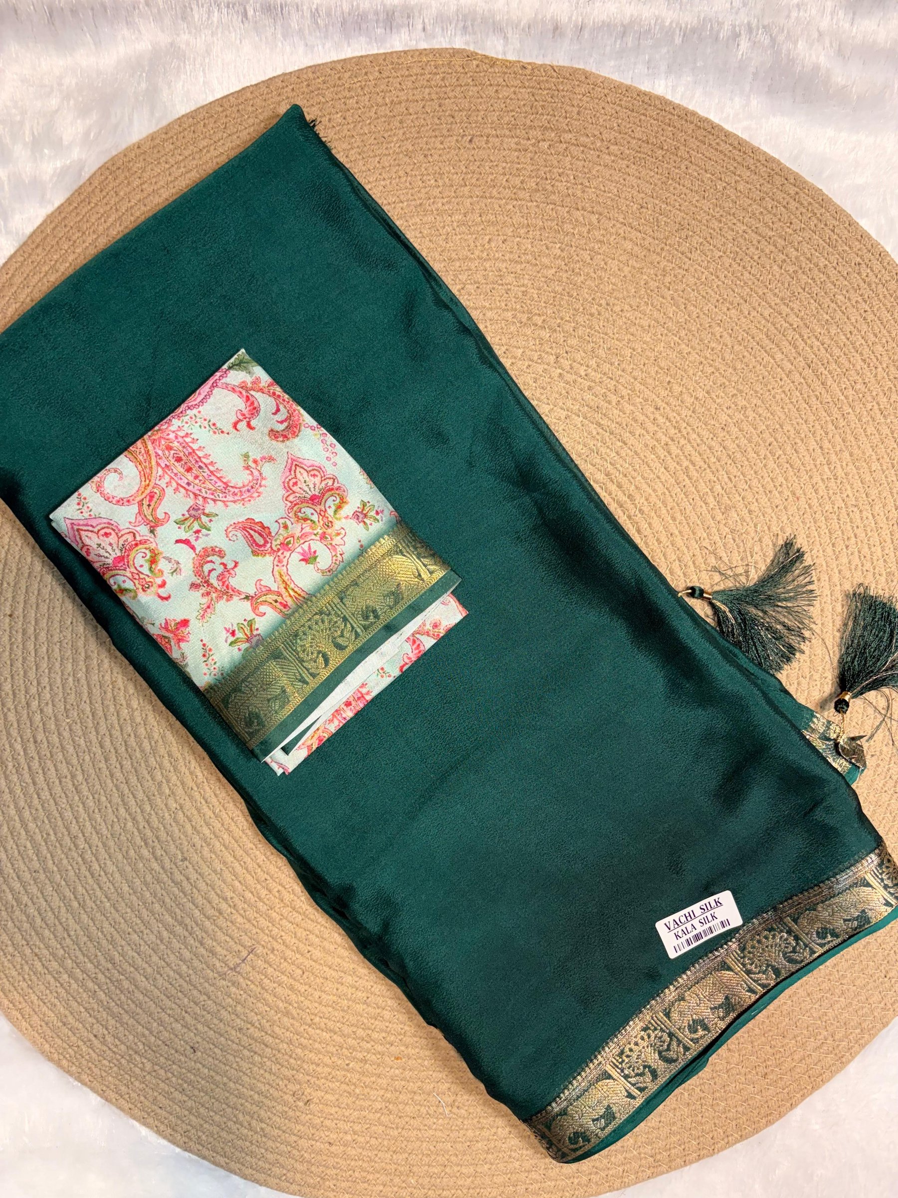 Vachi Kala Silk Plain Saree with Elephant Zari Border