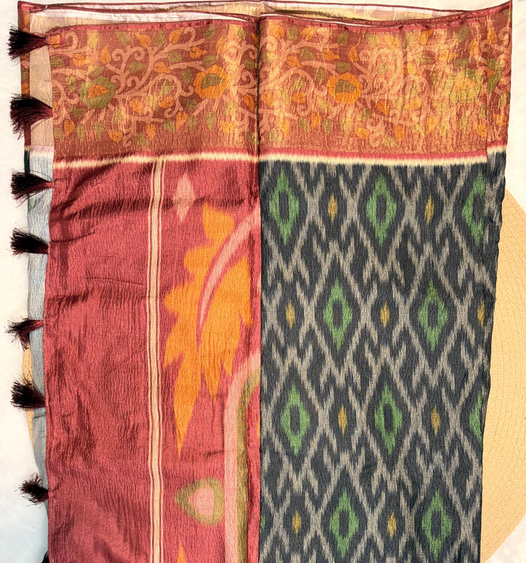 Ikat Pattern Floral Zari Border Silk Saree photo 3
