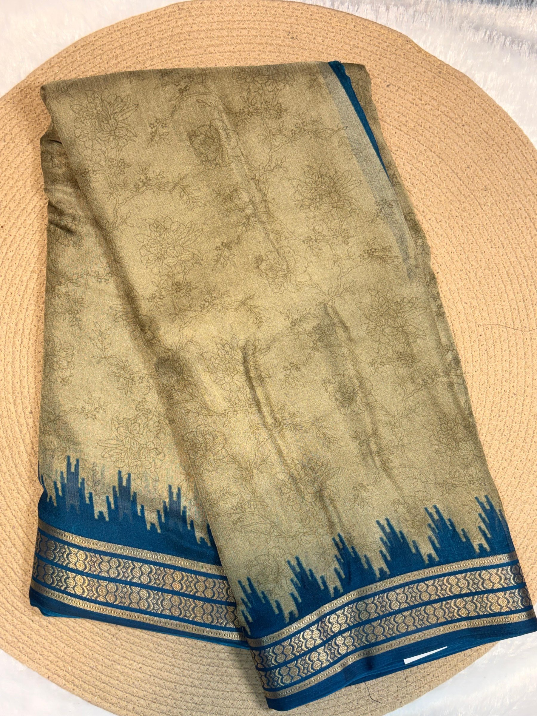 Temple Border Zari Silk Saree with Printed Blouse